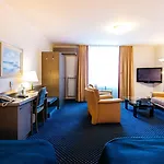 Consul Retro 3*