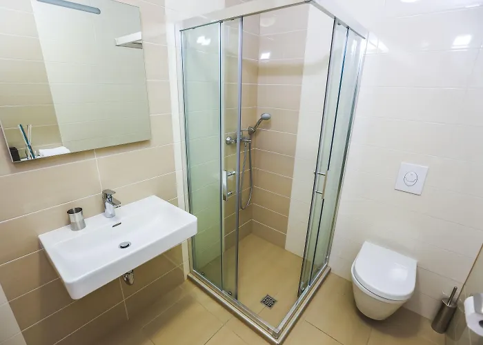 Hotel Consul Retro 3*