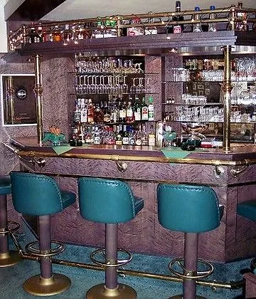 Consul Retro Hotel 3*